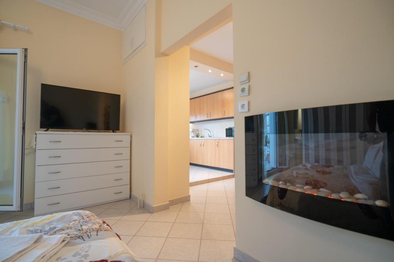 Attica Train Station 1 Bedroom 4 Pers Apartment Athènes Extérieur photo