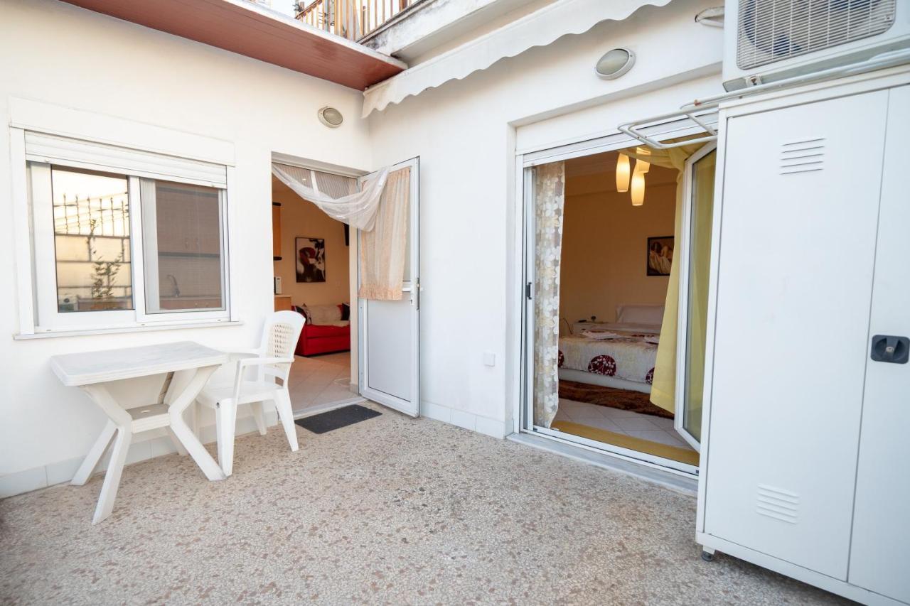 Attica Train Station 1 Bedroom 4 Pers Apartment Athènes Extérieur photo